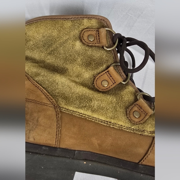 Ugg Cecile Leather Brown Lace-Up Ankle Boots with Buckle Sz 9 - Picture 9 of 10